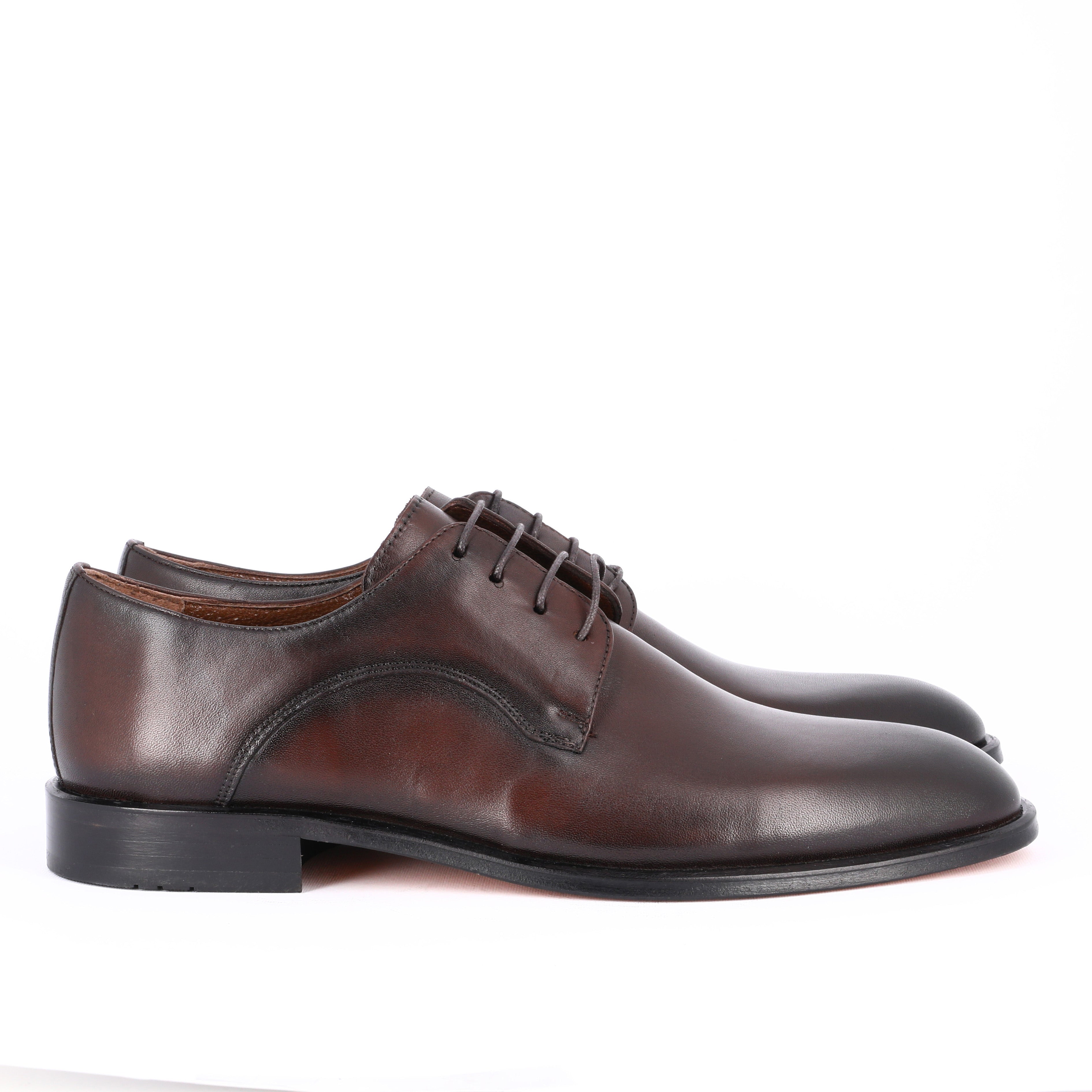 STRINGATE in pelle liscia
