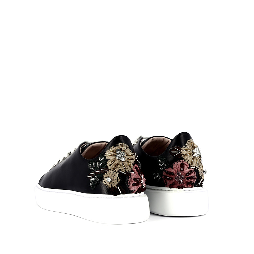 SNEAKERS con decorazione sul tallone