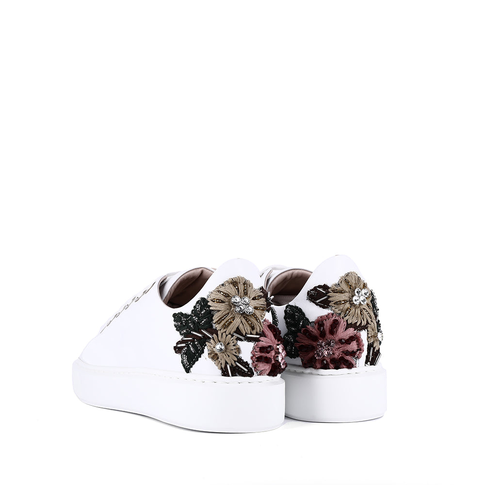 SNEAKERS con decorazione sul tallone